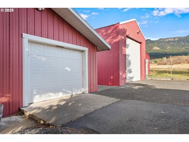 69431 Antles Ln, Cove, OR 97824 - photo 4