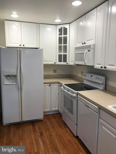 148 W Thomas Ct, Kennett Square, PA 19348 - photo 4