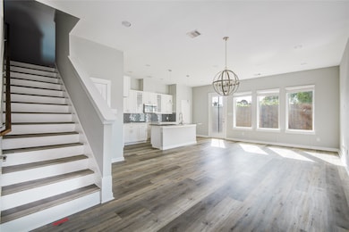 802 Berry Sage Ln, Houston, TX 77022 - photo 4