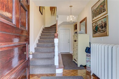 11 Dresser St, Newport, RI 02840 - photo 3