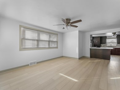 1414 S 14th St, Manitowoc, WI 54220 - photo 3