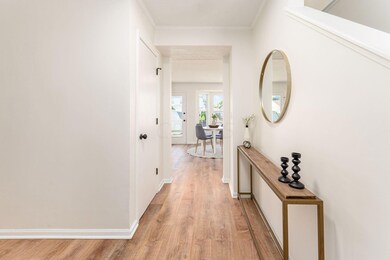 006_W 6646 Cloverlawn Cir-001