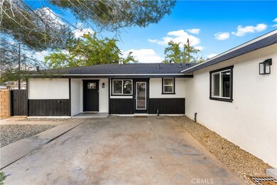 45503 Andale Ave, Lancaster, CA 93535 - photo 4