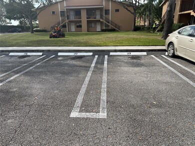 6051 10th Ave N unit 135, Greenacres, FL 33463 - photo 3