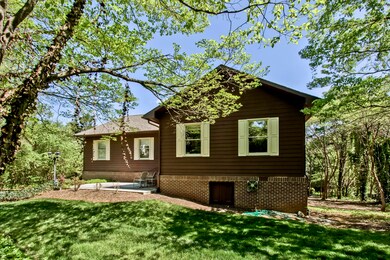 04_304 Konawa Place_LotSide