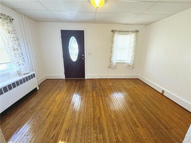 29 E Main St, Pen Argyl, PA 18072 - photo 4