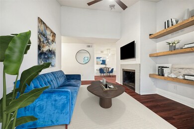 1880 White Oak Dr unit 134, Houston, TX 77009 - photo 5