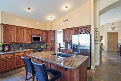005_Kitchen