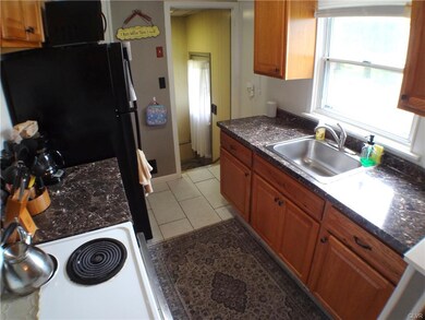 1444 Valley Rd, Bethlehem, PA 18018 - photo 7