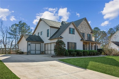 View of front of property featuring a front lawn