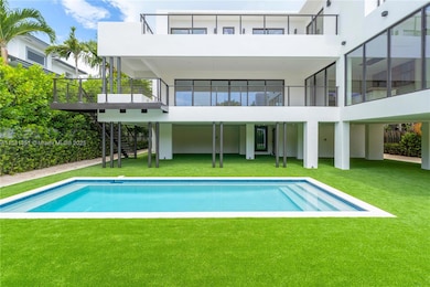 285 Woodcrest Rd, Key Biscayne, FL 33149 - photo 6