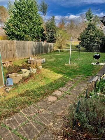 71 Edney Ln unit 3B, Arden, NC 28704 - photo 3