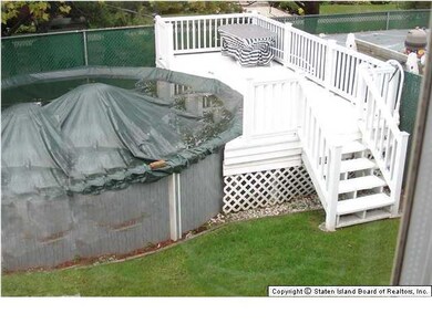 467 Leverett Ave, Staten Island, NY 10308 - photo 3