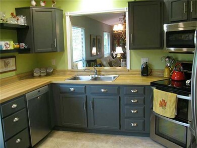 6617 SE Yorktown Dr, Hobe Sound, FL 33455 - photo 3