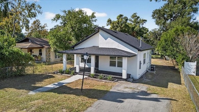 1305 N Burton St, Plant City, FL 33563 - photo 2