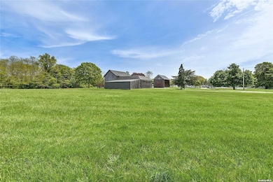 1408 Main Rd, Jamesport, NY 11947 - photo 5