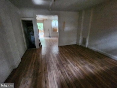 615 N Clinton St, Baltimore, MD 21205 - photo 4