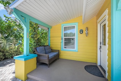 703 Shady Ln, Melbourne, FL 32935 - photo 5