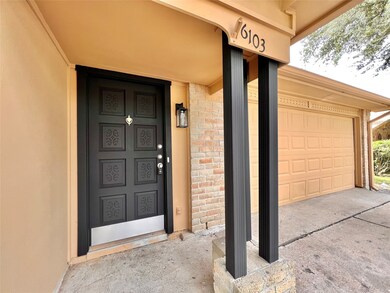 6103 Irish Hill Dr, Houston, TX 77053 - photo 3