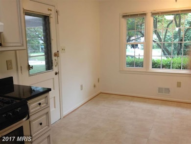 6 Winding Waye Ct, Silver Spring, MD 20902 - photo 6