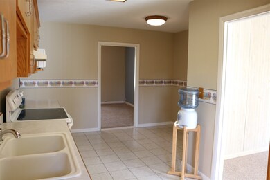 1605 Rue Royale Dr S, Kokomo, IN 46902 - photo 7