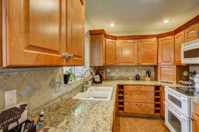 006_Kitchen
