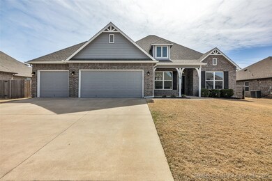 7119 E Oak Ridge St, Broken Arrow, OK 74014 - photo 2