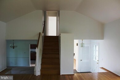 1214 Wine Spring Ln, Towson, MD 21204 - photo 7