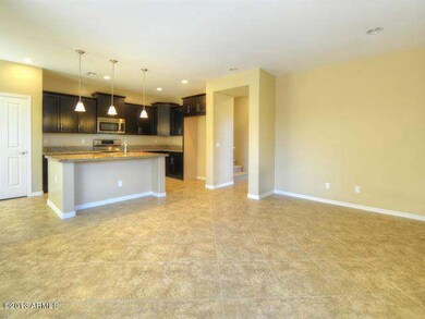005_Living Room - Kitchen