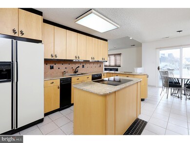 408 Chanticleer, Cherry Hill, NJ 08003 - photo 5