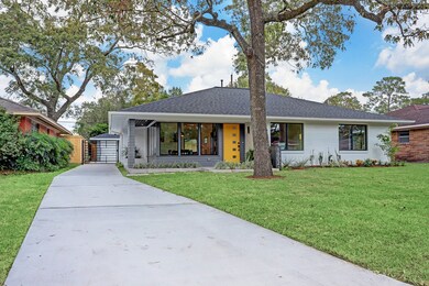 1902 Viking Dr, Houston, TX 77018 - photo 2