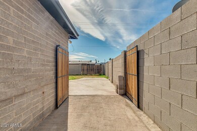 Listing_601945_Photo_2