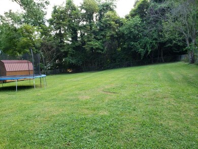 1506 Bell Ridge Rd, Johnson City, TN 37601 - photo 6