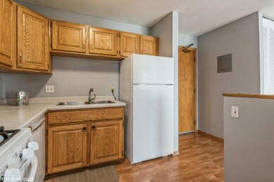 7326 72nd Ln N unit 331, Brooklyn Park, MN 55428 - photo 6