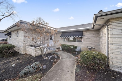 1585 Peace Place, Columbus, OH 43209 - photo 3