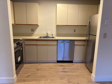 Longview Village Condominiums unit 34, Waterford, CT 06385 - photo 6