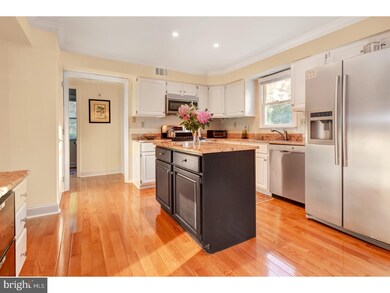 284 Winthrop Rd, Berwyn, PA 19312 - photo 7