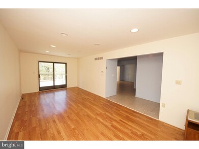 18 Pennington Rd, East Windsor, NJ 08520 - photo 2