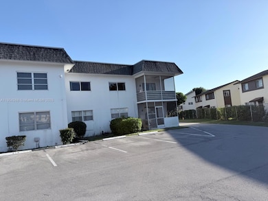 6507 Winfield Blvd unit 211AC, Margate, FL 33063 - photo 4