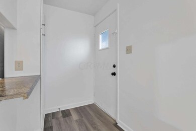 499 E Columbus St unit C, Columbus, OH 43206 - photo 4