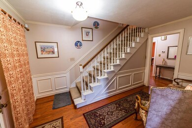 Foyer entry