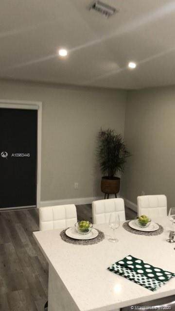 unlisted-address, Oakland Park, FL 33311 - photo 4