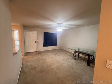 810 N Cherokee Ave, Claremore, OK 74017 - photo 7