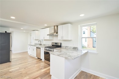 13829 Carlton St, Burton, OH 44021 - photo 6