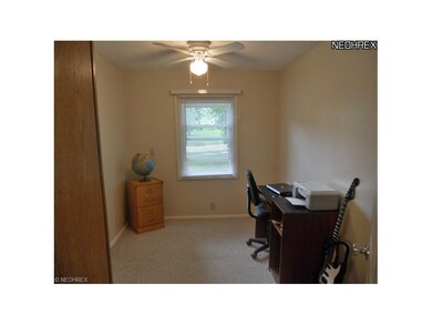 2033 Hermitage Dr, Twinsburg, OH 44087 - photo 7