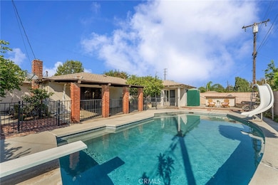 562 E Allen Ave, San Dimas, CA 91773 - photo 4