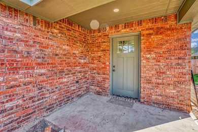 706 Cherry Ave, Cache, OK 73527 - photo 3