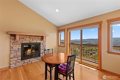 4261 April Dr, Wenatchee, WA 98801 - photo 6