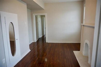 bedroom 1 or living space