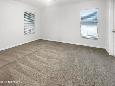 11566 Carson Lake Dr, Jacksonville, FL 32221 - photo 4